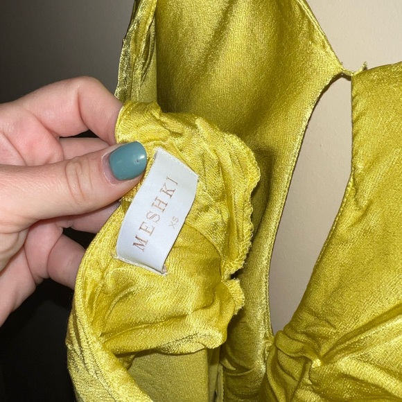 MESHKI XS DRESS SATIN CUT OUT MAXI - Picture 15 of 16